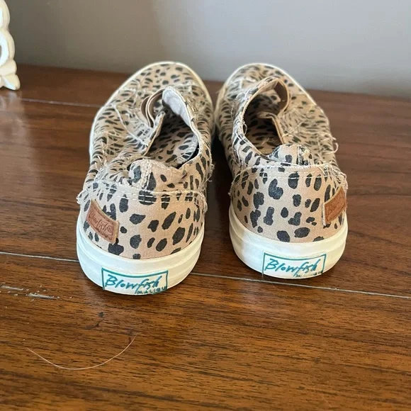 Cheetah Blowfish Slip On Sneakers - Picture 3 of 4